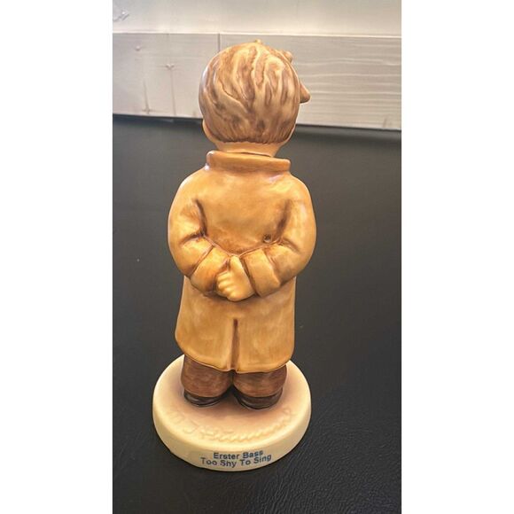 Lot of 4 Hummel 4 inches Tall  Germany  Goebel Figurine - Picture 6 of 10